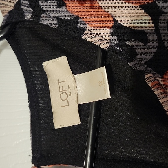 LOFT Floral Sleeveless Ribbed Dress Size 12 - Picture 2 of 7